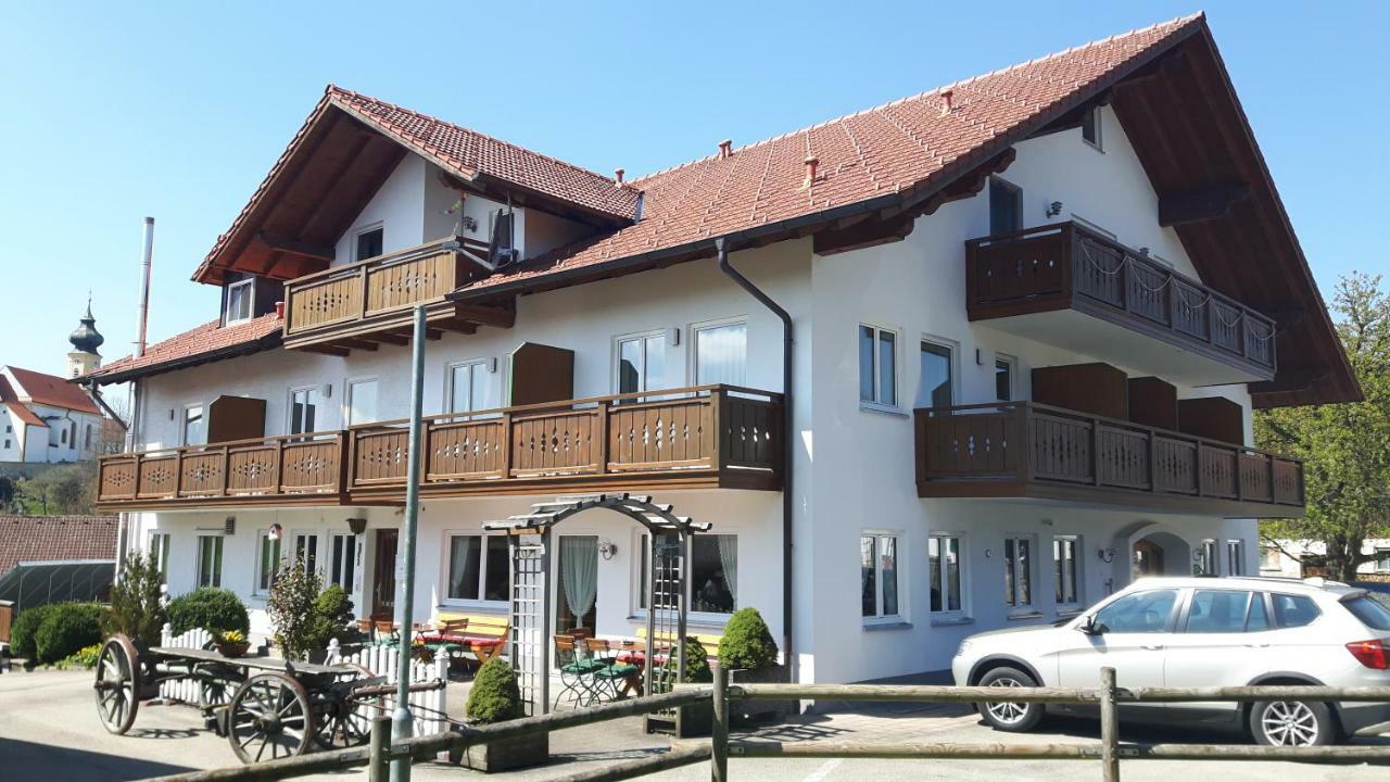 Gasthof "Zum Strauss" Hotel Wildsteig Bagian luar foto